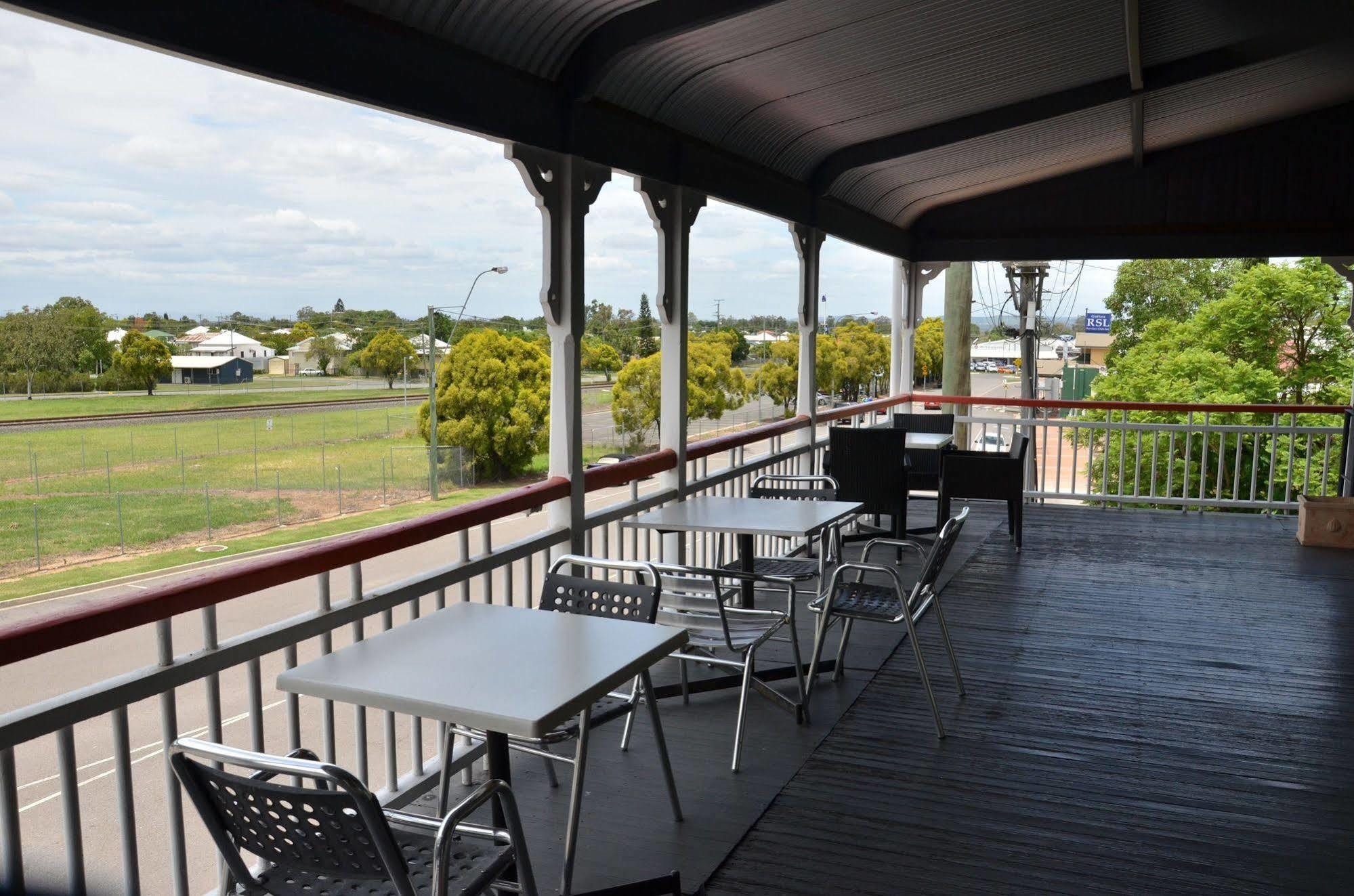 Royal Gatton Hotel Exterior photo